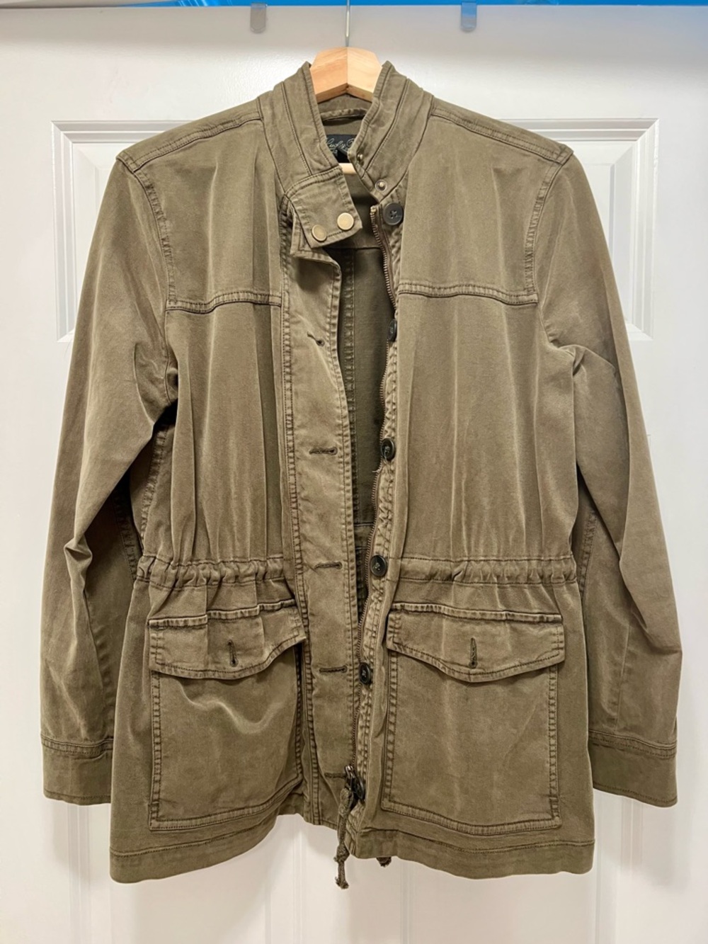 New Women’s Olive Utility Jacket